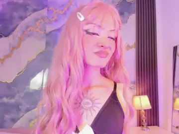 Bongacams Watch Live Sex Cams of MaddieStark