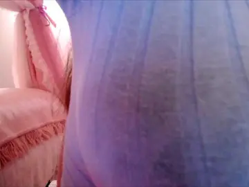 Bongacams Watch Live Sex Cams of PrincessXOXO