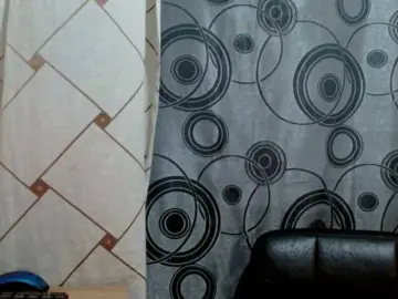 Bongacams Watch Live Sex Cams of Adrianamilf