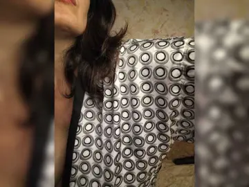Bongacams Watch Live Sex Cams of LUKONTA