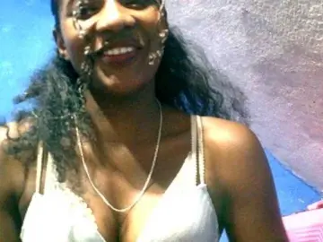 Bongacams Free Live Porn of Claudia9