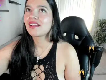 Bongacams Watch Live Sex Cams of Min-Yuna