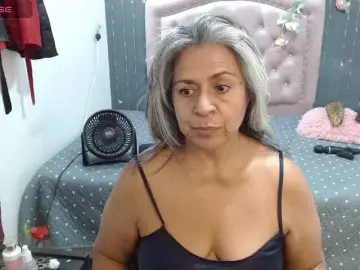 Bongacams Watch Live Sex Cams of lalisha-96