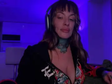Bongacams Free Live Porn of iiixbostonxiii