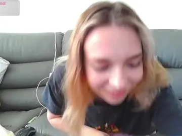 Bongacams Best live sex cam show of Almondmilka