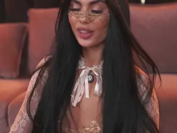 Bongacams Watch Live Sex Cams of RavennaDArcy