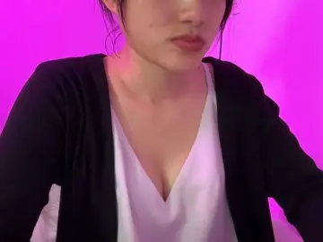 Bongacams Nude Webcam of Julia-Zhen