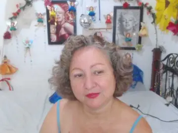 Bongacams Watch Live Sex Cams of LADYQUEEN520