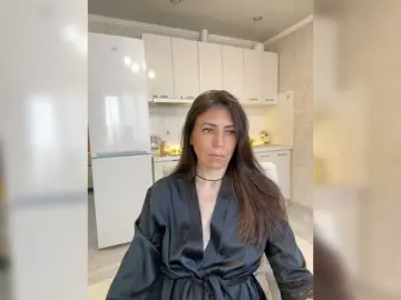 Bongacams Live Sex Cam of HotyWinter84