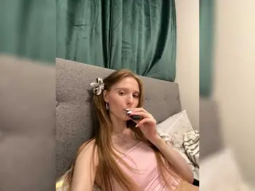 Bongacams Live Sex Cam of -Pandora-