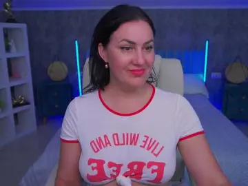 Bongacams Watch Live Sex Cams of VelvetLuck