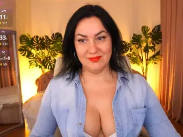Bongacams Watch Live Sex Cams of VelvetLuck