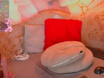 Bongacams Best live sex cam show of nylaroyale