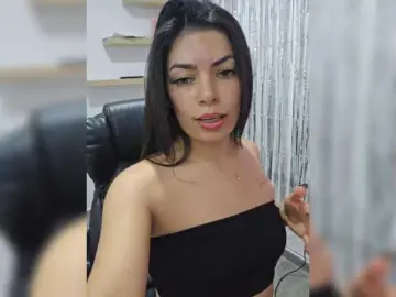 Bongacams Free Porn Cam of Estefani-R