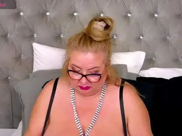 Bongacams Watch Live Sex Cams of MadameLeona