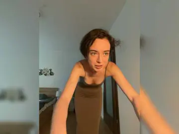 Bongacams Free Porn Cam of ohhangel