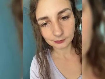 Bongacams Sex Cam of CreamRaspberrya