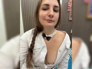 Bongacams Sex Cam of CreamRaspberrya
