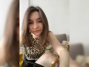 Bongacams Watch Live Sex Cams of Renaw