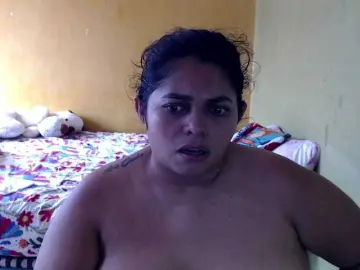 Bongacams Sex Chat of mia-naughty