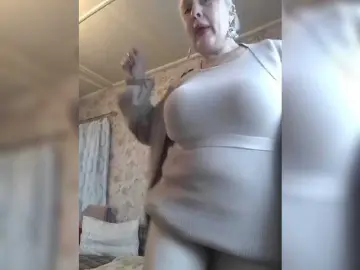 Bongacams Watch Live Sex Cams of CerdAyaz