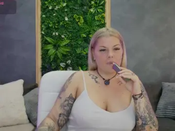 Bongacams Live Sex Cam of AlissaVox
