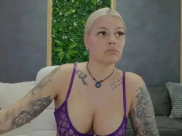 Bongacams Watch Live Sex Cams of AlissaVox