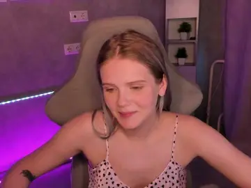 Bongacams Live Sex Cam of Alisa-Allison