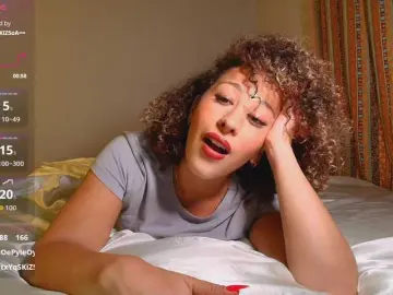 Bongacams Free Live Porn of LyraCovee