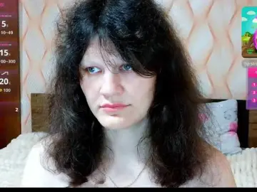 Bongacams Free Live Porn of Flowerlily