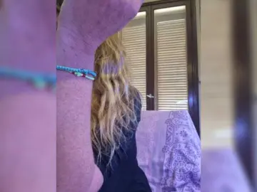 Bongacams Sex Cam of JennaDeluxe