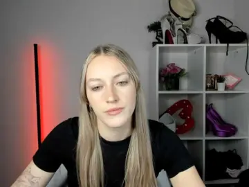 Bongacams Watch Live Sex Cams of EvelynBlond