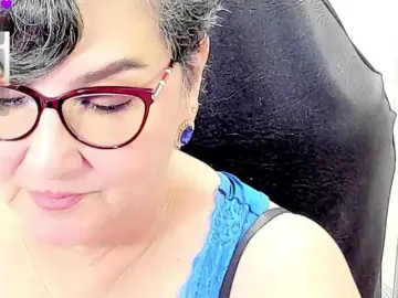 Bongacams Adult Webcams of cataleya-mom