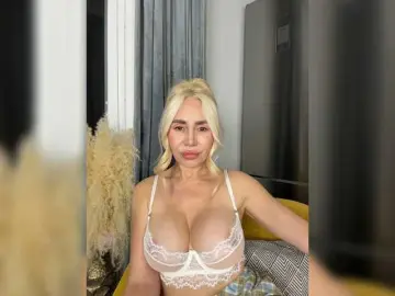 Bongacams Private Sex Chat of Lunesa