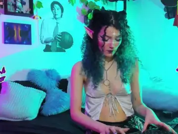 Bongacams Free Porn Cam of Bluedarkelf888