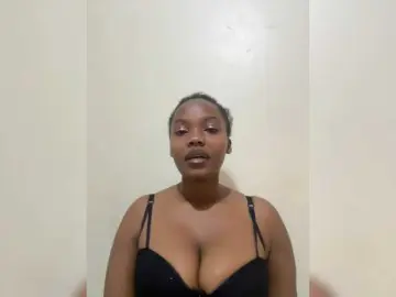 Bongacams Free Porn Cam of Curvy-maxy9