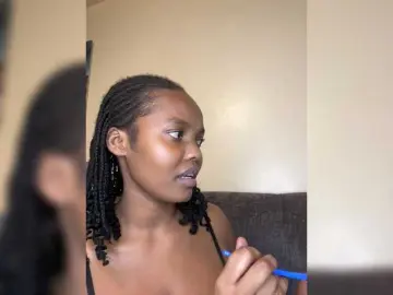 Bongacams Sex Cam of Curvy-maxy9