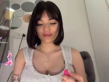 Bongacams Free Porn Cam of KhadijahStippich