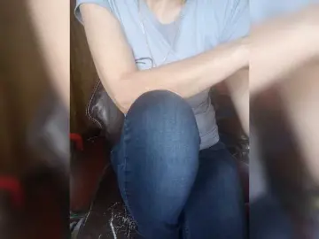 Bongacams Watch Live Sex Cams of SexyNaturalka
