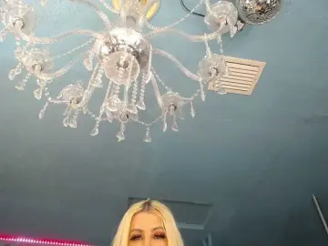 Bongacams Best live sex cam show of adrianna_fox
