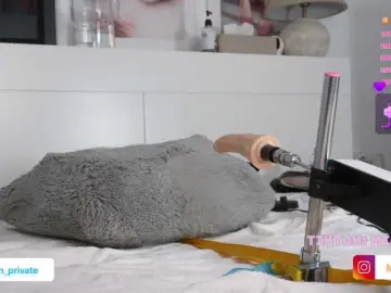 Bongacams Free Porn Cam of Emmababe