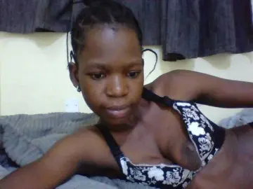 Bongacams Nude Webcam of SexyMe-