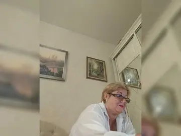 Bongacams Sex Cam of KarinkaSweet