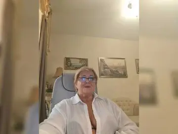 Bongacams Free Porn Cam of KarinkaSweet