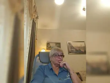 Bongacams Free Porn Cam of KarinkaSweet