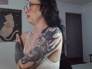 Bongacams Sex Chat of Inked-Val