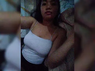 Bongacams Adult Webcam of XXhornywetprincess99XX