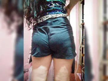 Bongacams Live Sex Cam of XXhornywetprincess99XX