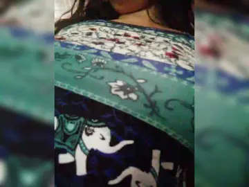 Bongacams Live Sex Cam of XXhornywetprincess99XX