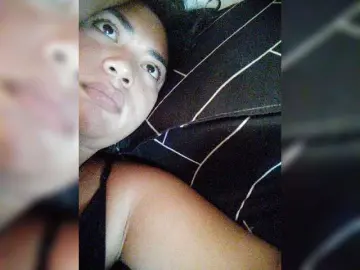 Bongacams Sex Chat of XXhornywetprincess99XX